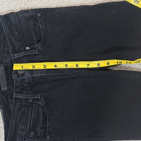 Joe's Jeans Flawless The Icon Skinny Mid-Rise Black Jeans - Picture 8 of 14